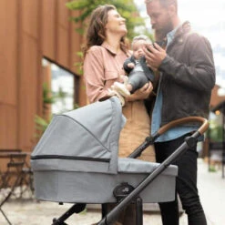 Nacelle Pour Poussette Polyvalente Smile III 12 Nacelle Pour Poussette Polyvalente Smile III -Bébés Produits Magasin nacelle poussette polyvalente smile iii britax romer bambinou famille