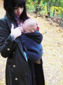 Pack évolution Porte-bébé HoodieCarrier Et Extension 0-36+ -Bébés Produits Magasin pack evolution porte bebe hoodiecarrier extension 0 36 black forest love radius bambinou maman 1