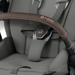 CYBEX Pack Duo Poussette Priam 4 + Siège-auto Cloud Z2 I-Size -Bébés Produits Magasin pack poussette priam 2022 siege auto cloud z2 i size cybex bambinou barre