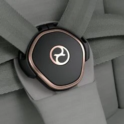 CYBEX Pack Duo Poussette Priam 4 + Siège-auto Cloud Z2 I-Size -Bébés Produits Magasin pack poussette priam 2022 siege auto cloud z2 i size cybex bambinou harnais