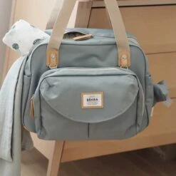 Beaba Sac à Langer Genève II Vert Sauge -Bébés Produits Magasin sac a langer geneve ii vert sauge beaba bambinou ambiance