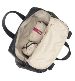 Sac à Dos à Langer Robyn En Cuir Vegan Noir -Bébés Produits Magasin sac dos langer robyn noir cuir vegan babymel bambinou ouvert