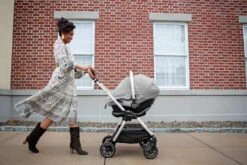 Nuna Siège-auto Pipa Next I-Size Groupe 0+ -Bébés Produits Magasin siege auto pipa next i size groupe 0 frost nuna bambinou maman